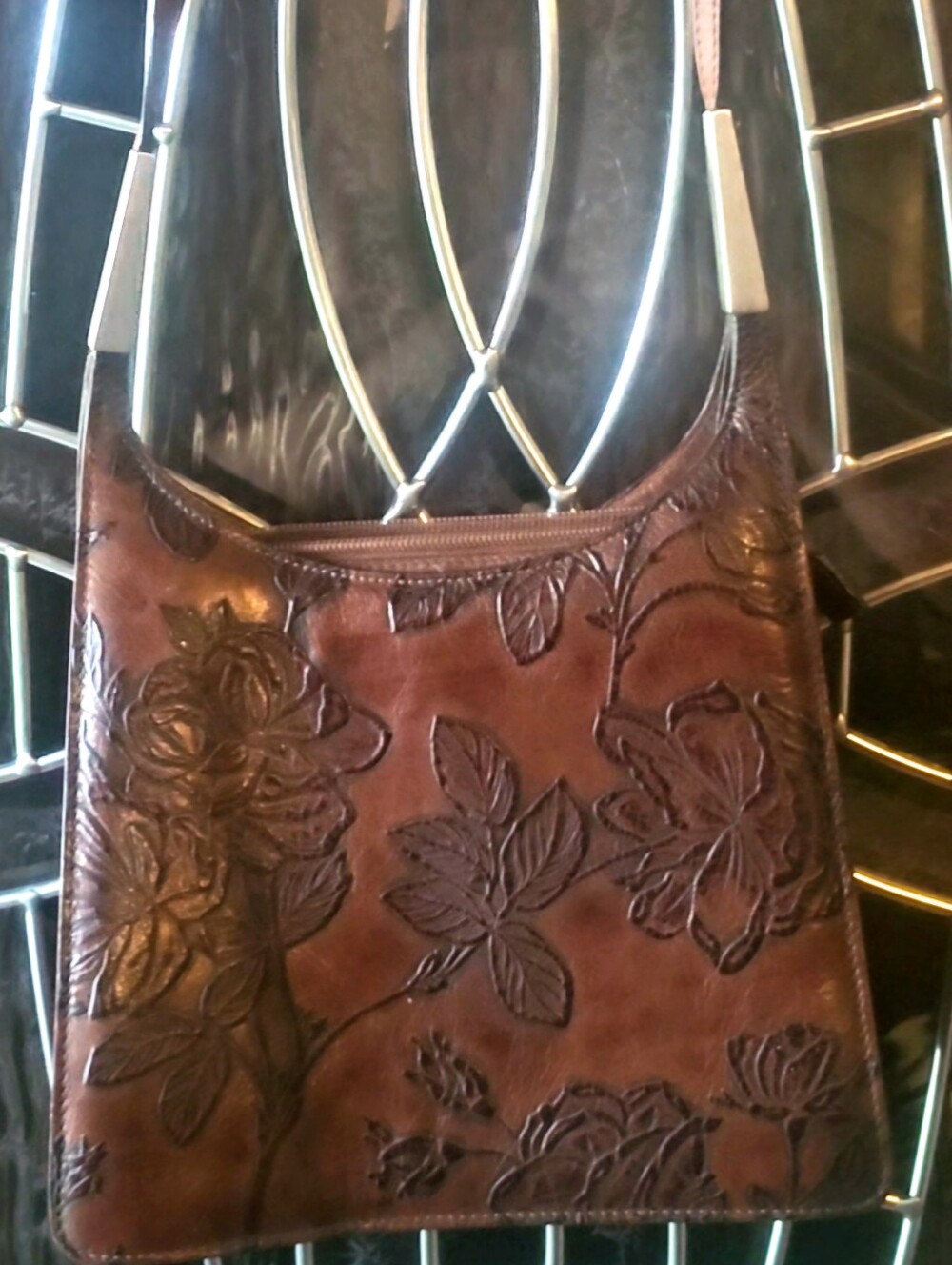 Vintage Cuoieria Fiorentina Brown Leather Shoulder Bag With Metal Strap Accents